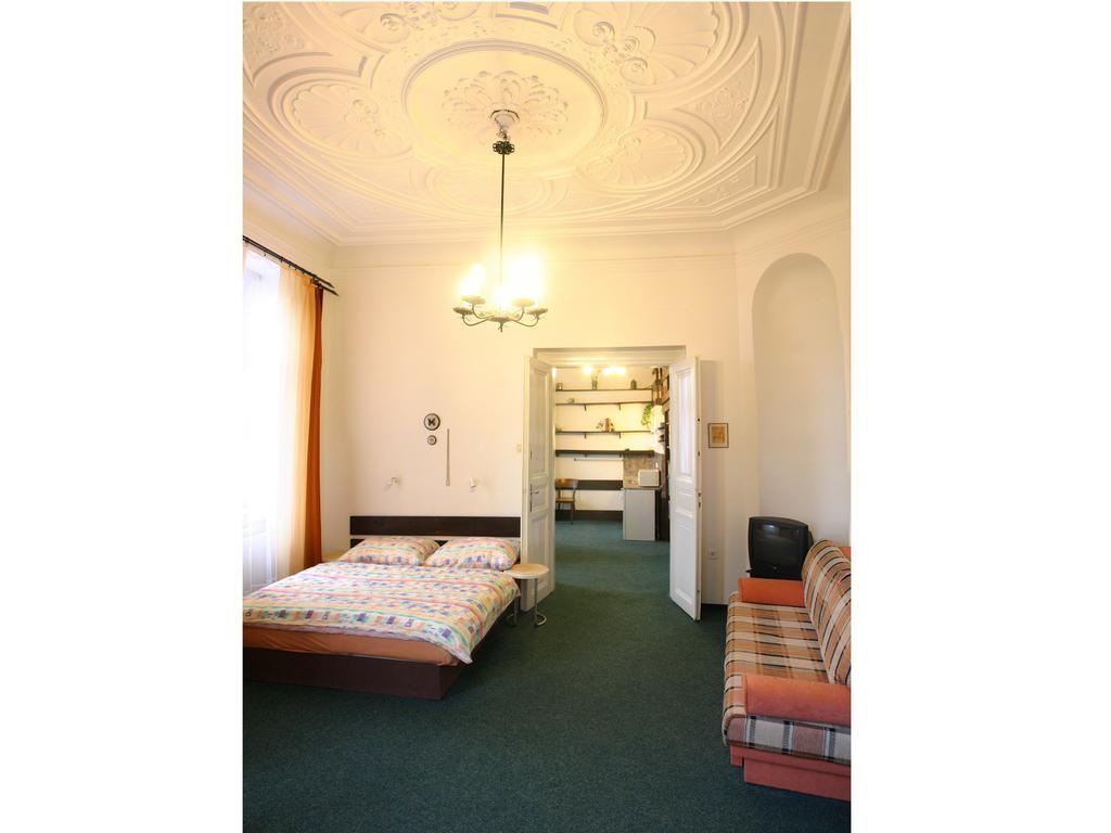 Apartments Katarina Prague Room photo